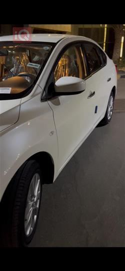 نيسان سنترا